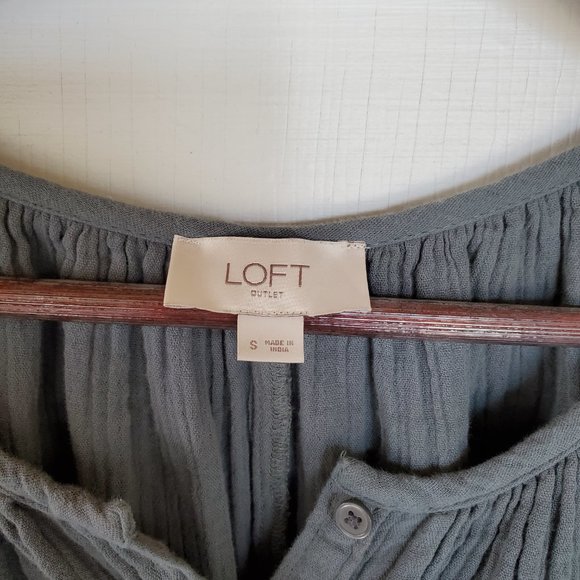 Loft Dress - Picture 3 of 5